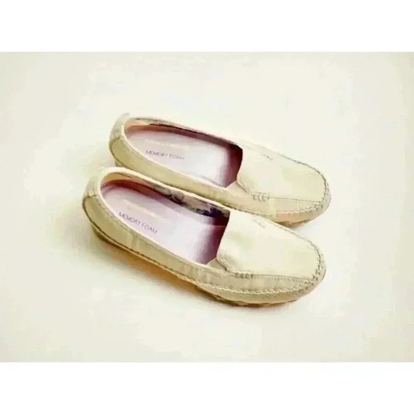 Skechers Relaxed Fit Memory Foam Lightweight Shoes Sz 8.5 US - Picture 1 of 9
